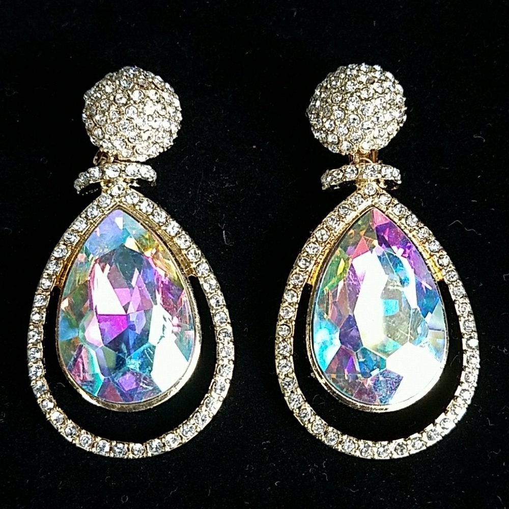 Studed oval drop earrings