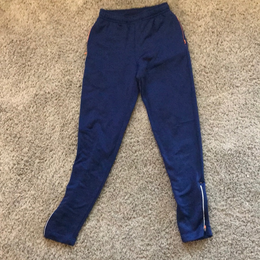 TEK gear navy blue kid sweatpants.
