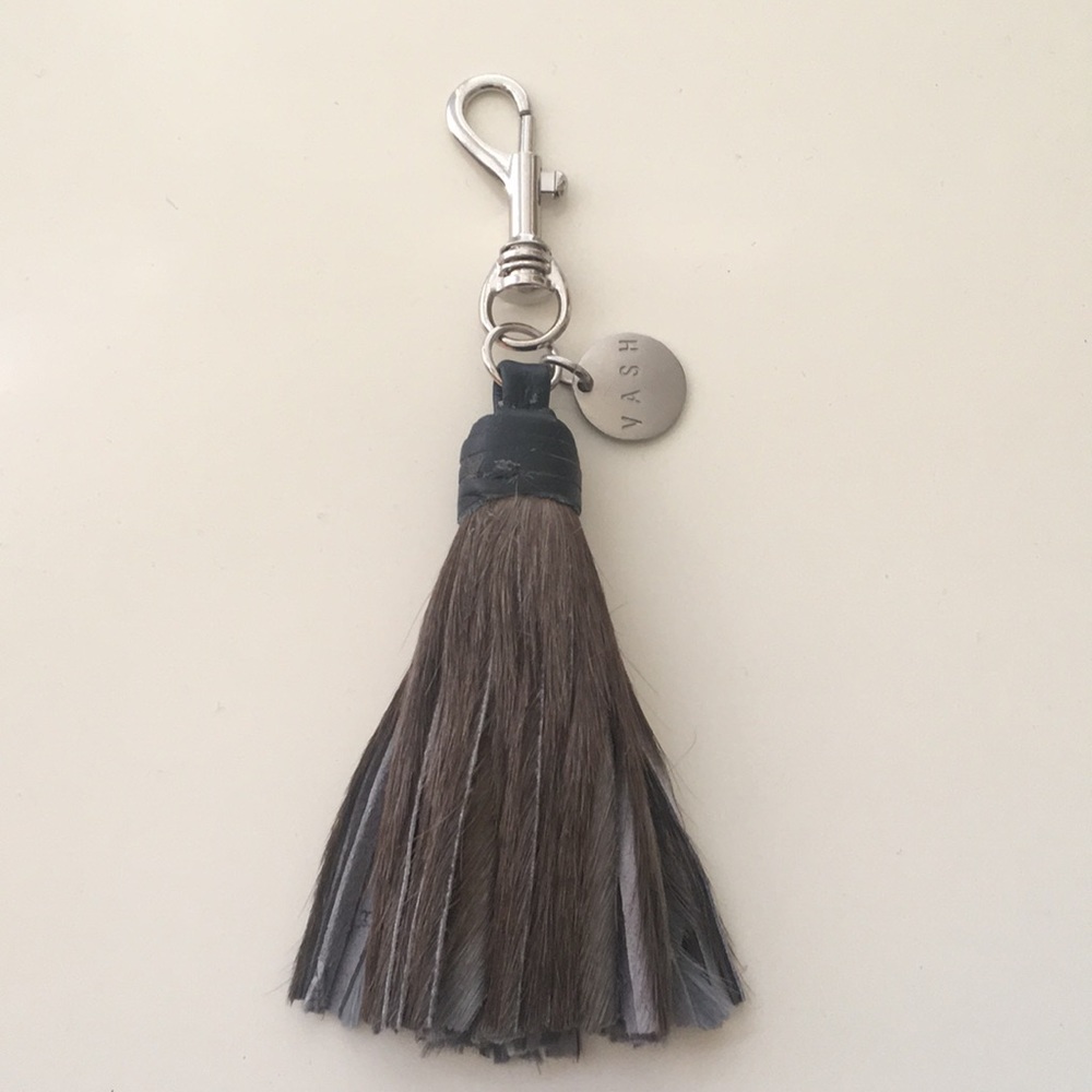 Nikki Tassel Keyring - Neutral