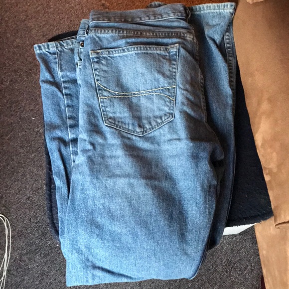 Hollister boot cut light wash jeans 32x32 - Picture 2 of 3