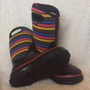 Bogs waterproof boots girls size 4