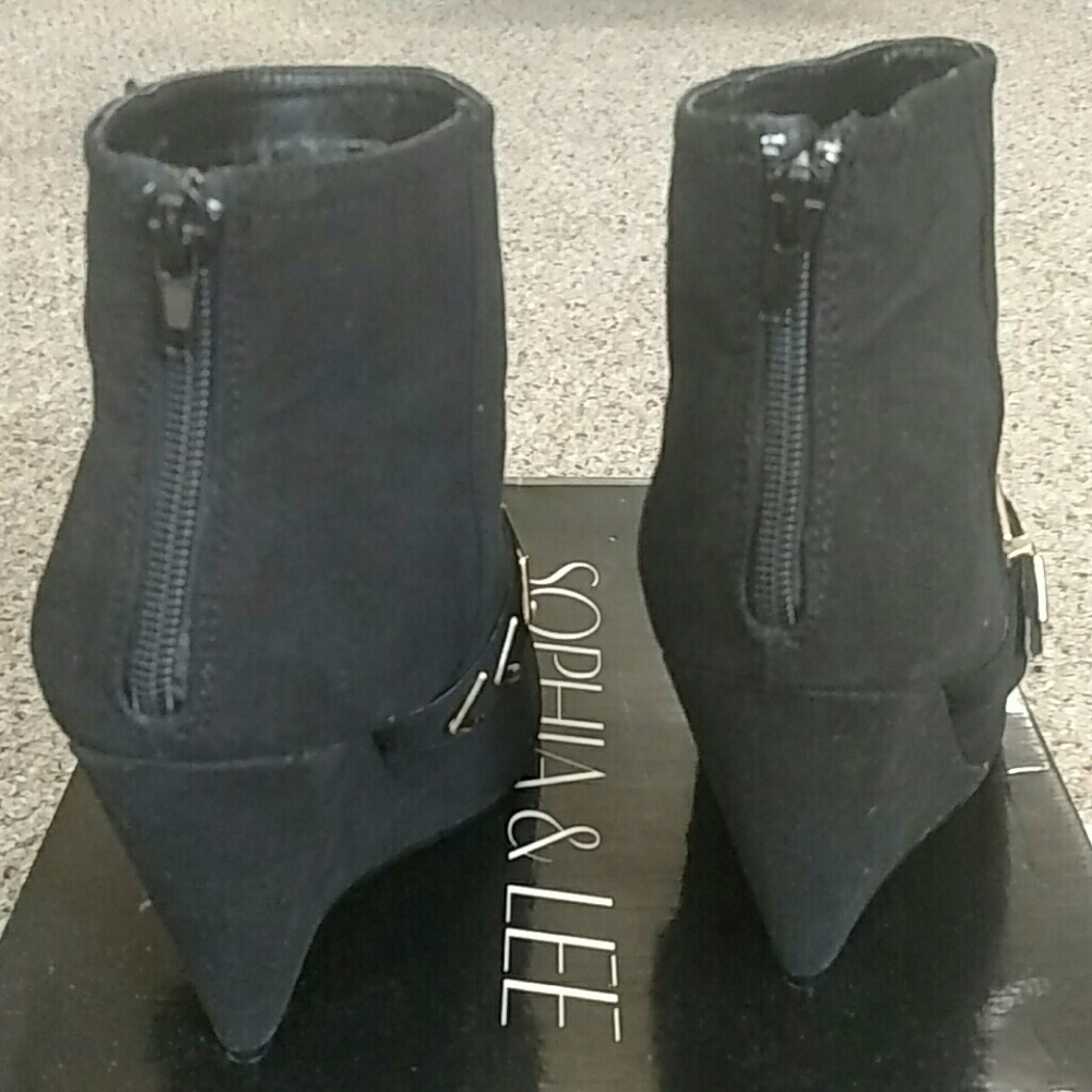 Women's items - Picture 3 of 3