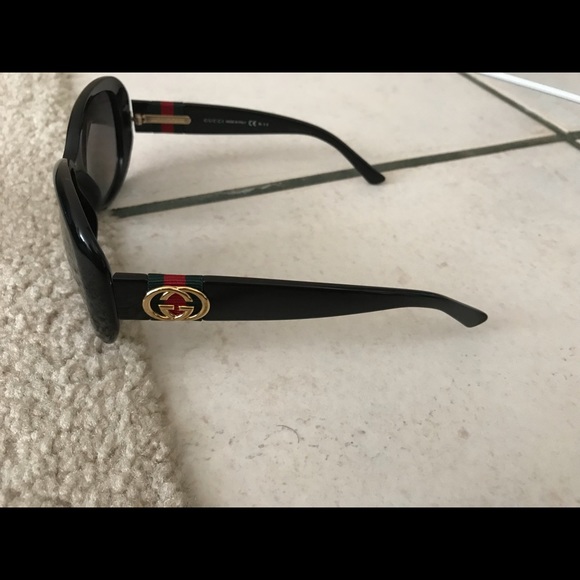 Gucci sunglasses ? main image 6