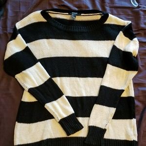CLOSET CLEAROUT - Forever 21 striped sweater
