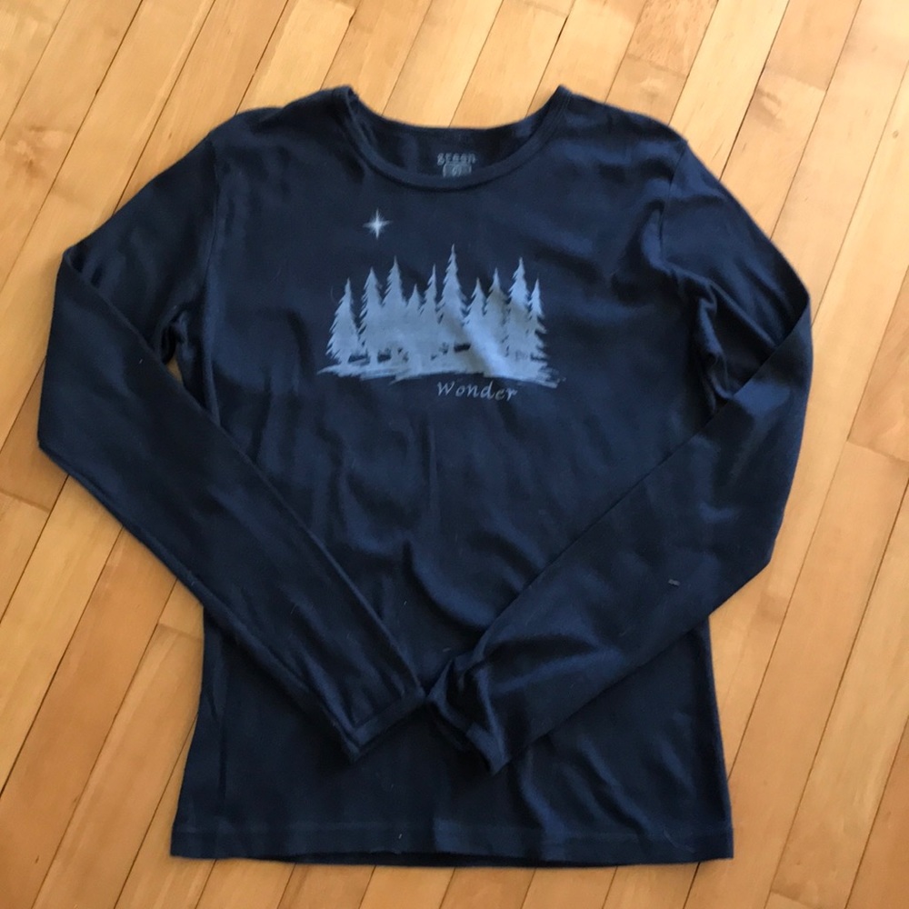 green 3 Winter Themed Long Sleeve Tee NWT