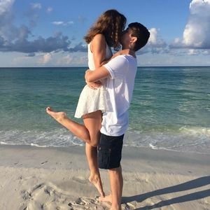 Meet your Posher, Alivia