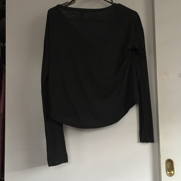 Long sleeved dark grey too - Picture 2 of 2