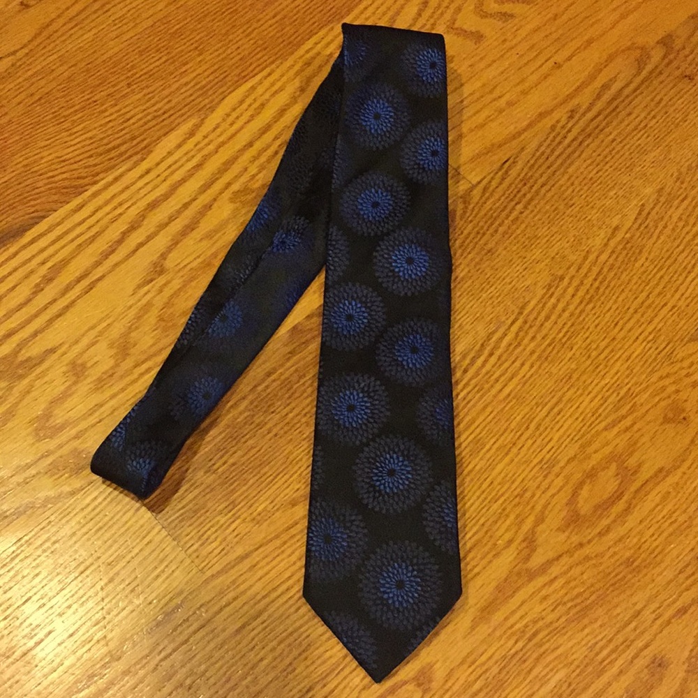 Hubert Milano Tie