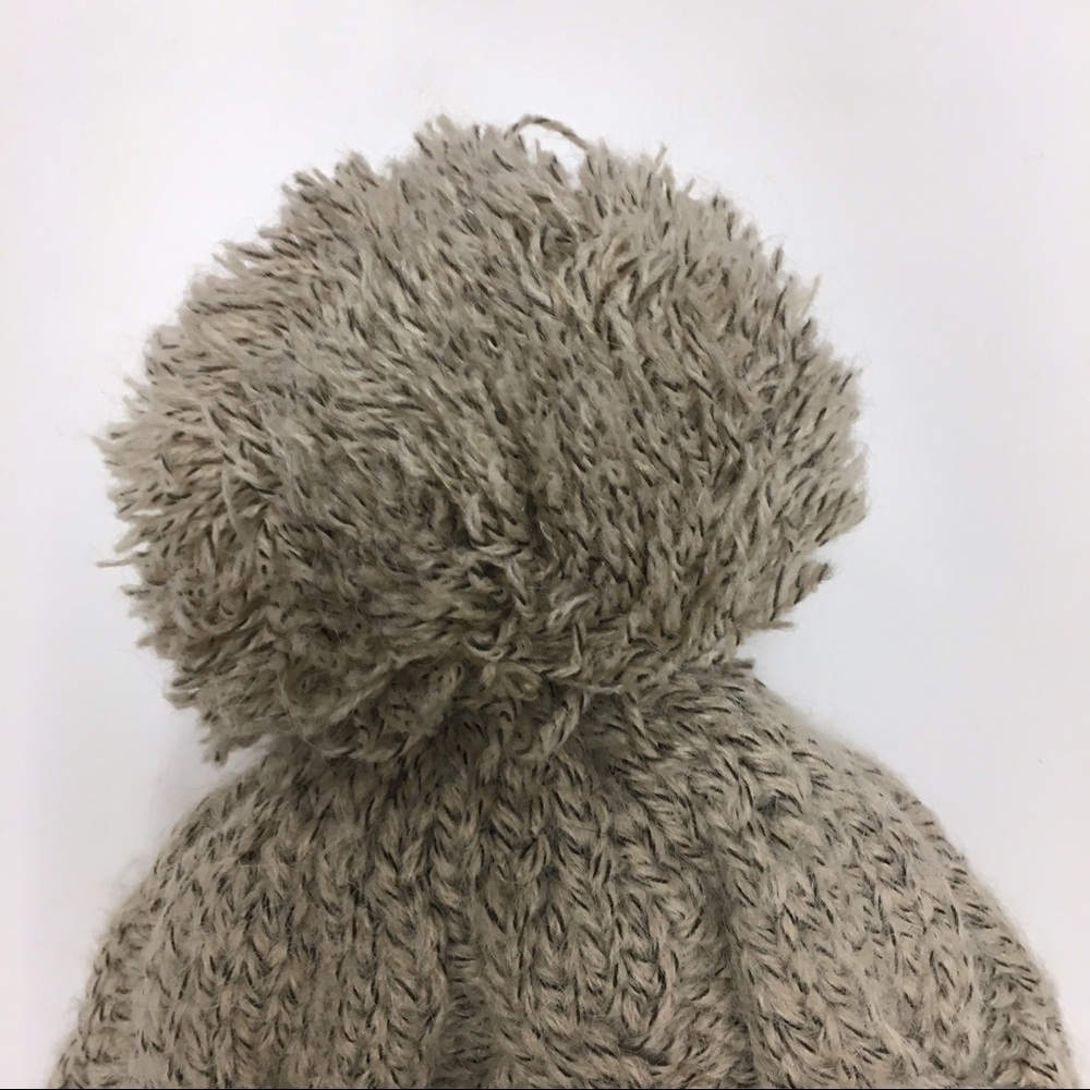 Warm lined hat - Picture 3 of 5