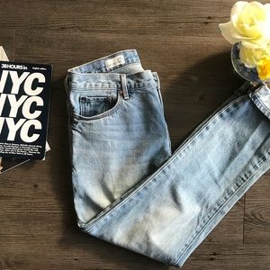 Gap Sexy Boyfriend Jeans💗😘
