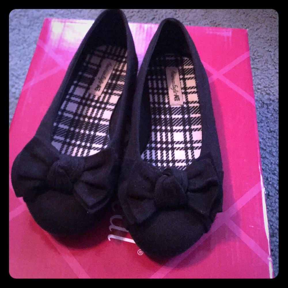 Girls flats