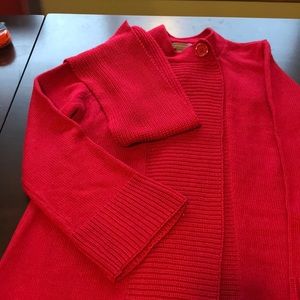 Red sweater with deattachable scarf
