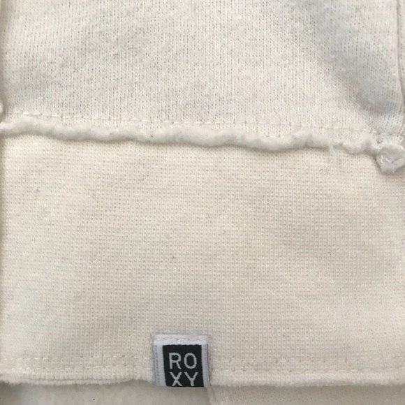 White Roxy sweater - Picture 5 of 5