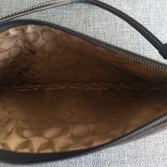 Black Coach wristlet, gently used, leather - Picture 4 of 4