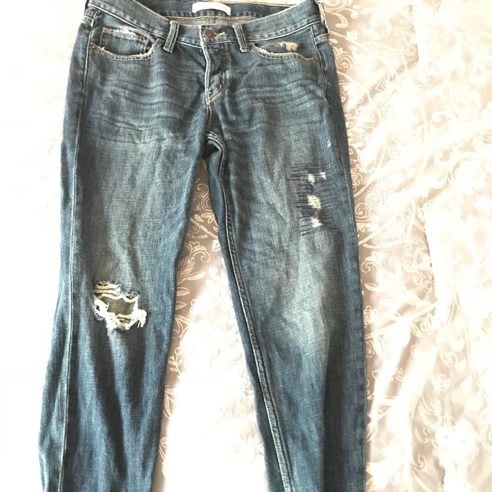 Abercrombie boyfriend jeans size 2