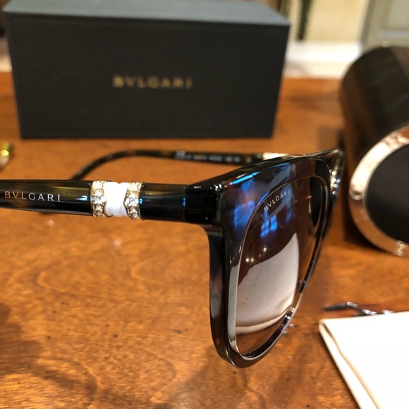 ❤️BVLGARI SUNGLASSES ? main image 7