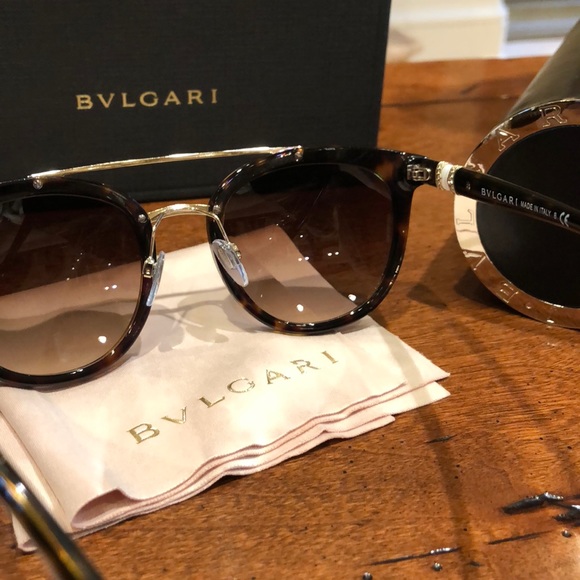 ❤️BVLGARI SUNGLASSES ? main image 5