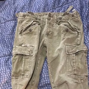 american eagle cargos