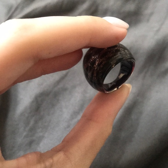 🖤✨ Black and bronze metallic glass ring - Picture 2 of 3