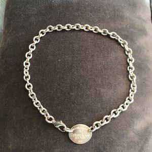 Return to “Tiffany & Co” Silver Necklace