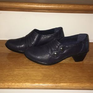 Easy street comfort wave sz 6.5M Navy booties