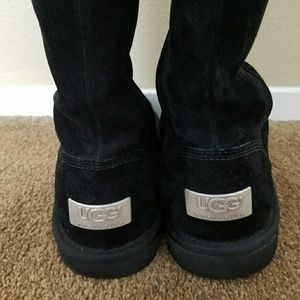 Size 8 Tall Black UGG boots with zippers