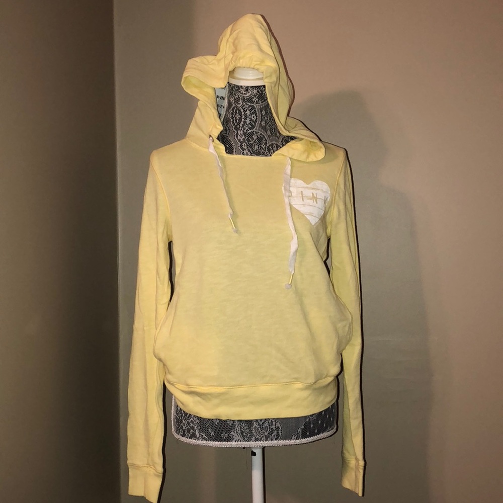 Yellow sweatshirt