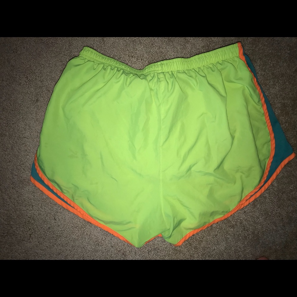 Nike shorts size Large.
