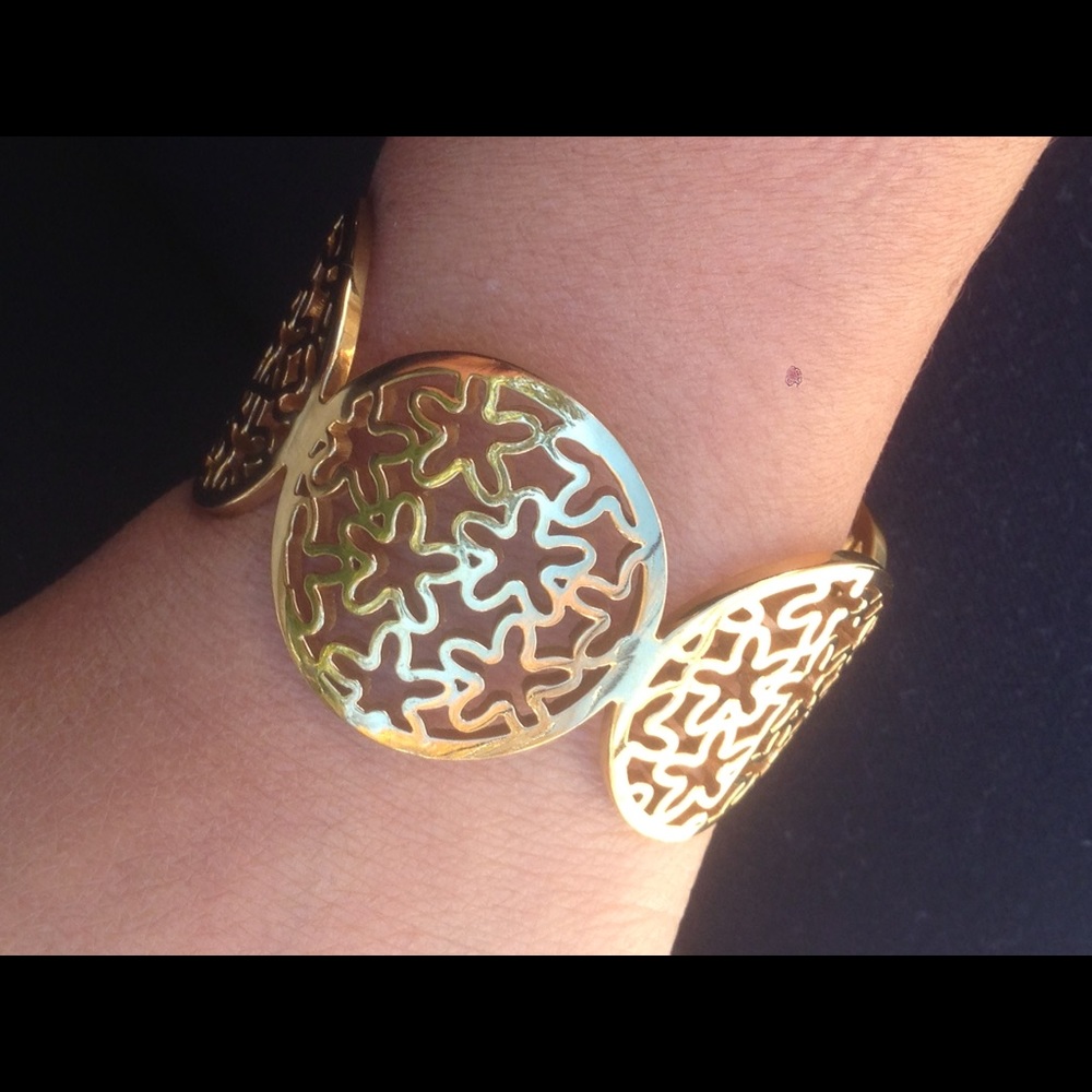 Stainless steel cuff