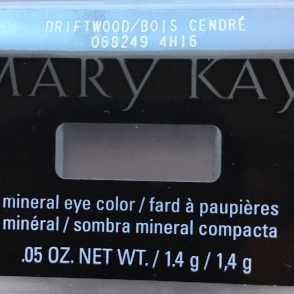 Mary Kay Driftwood eyeshadow