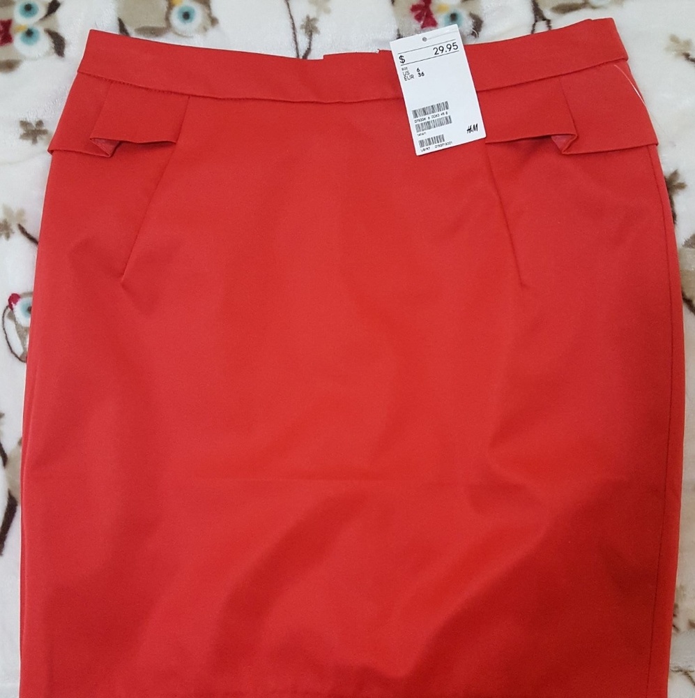 New with tag red pencil skirt from H&M