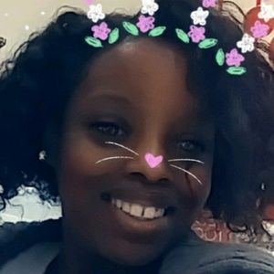 Meet your Posher, Leilani