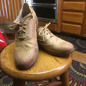 White Mountain Oxfords