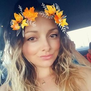 Meet your Posher, Crystal