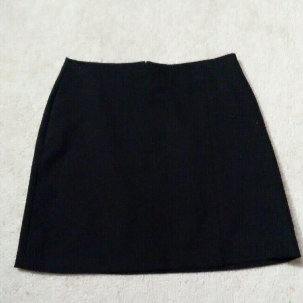 black mini - Picture 1 of 3