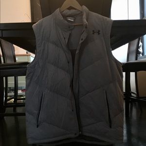 BRAND NEW UNDER ARMOUR PUFFER VEST!