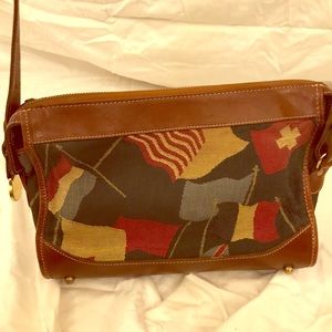 BRAHMIN FLAG SHOULDER PURSE!! EX. CONDITION❤️