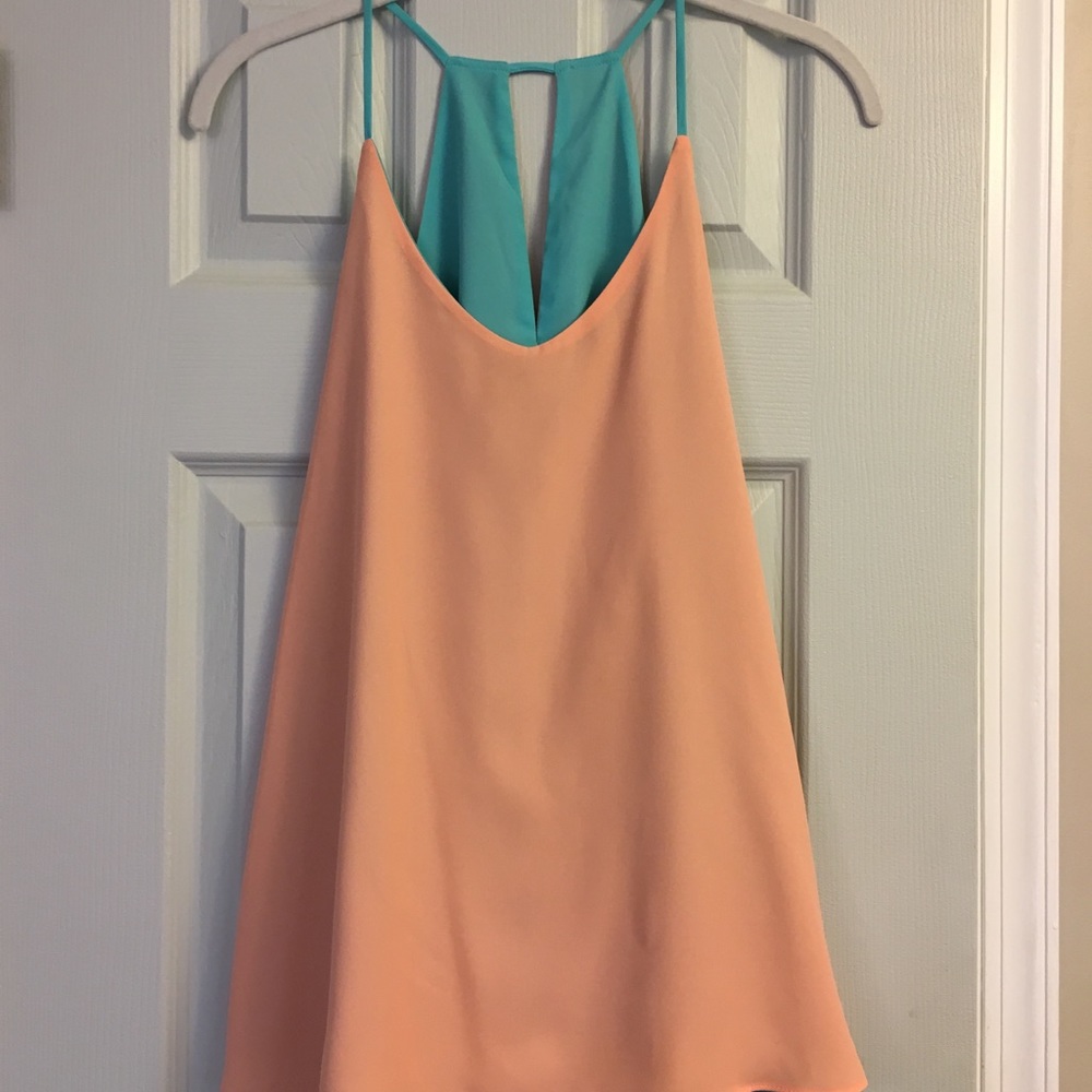 Reversible Tank