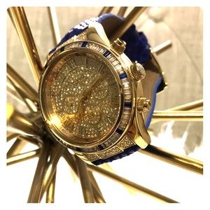 Exclusive MK glam watch.