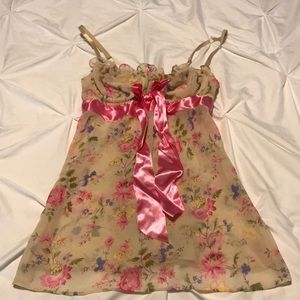 Victoria’s Secret babydoll ruffle nightie chemise