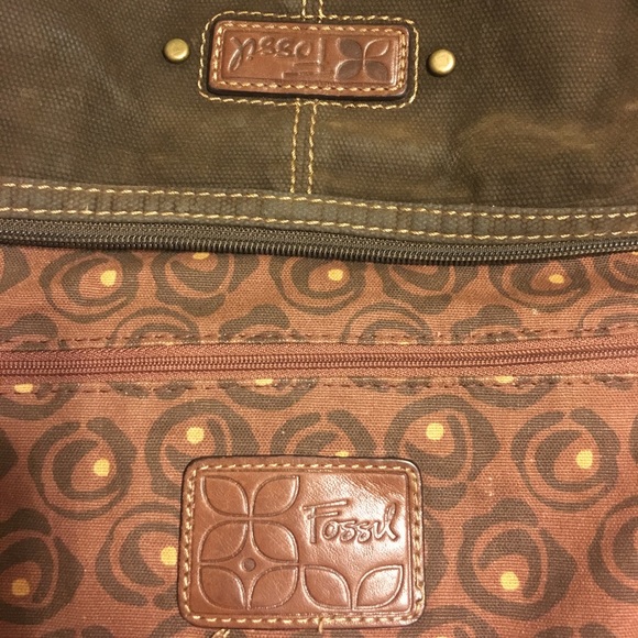 Clearance 🛍 Dark green fossil handbag. - Picture 6 of 7