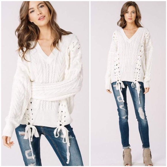 🆕Delaney Ivory Braided Knit Sweater - Picture 2 of 8