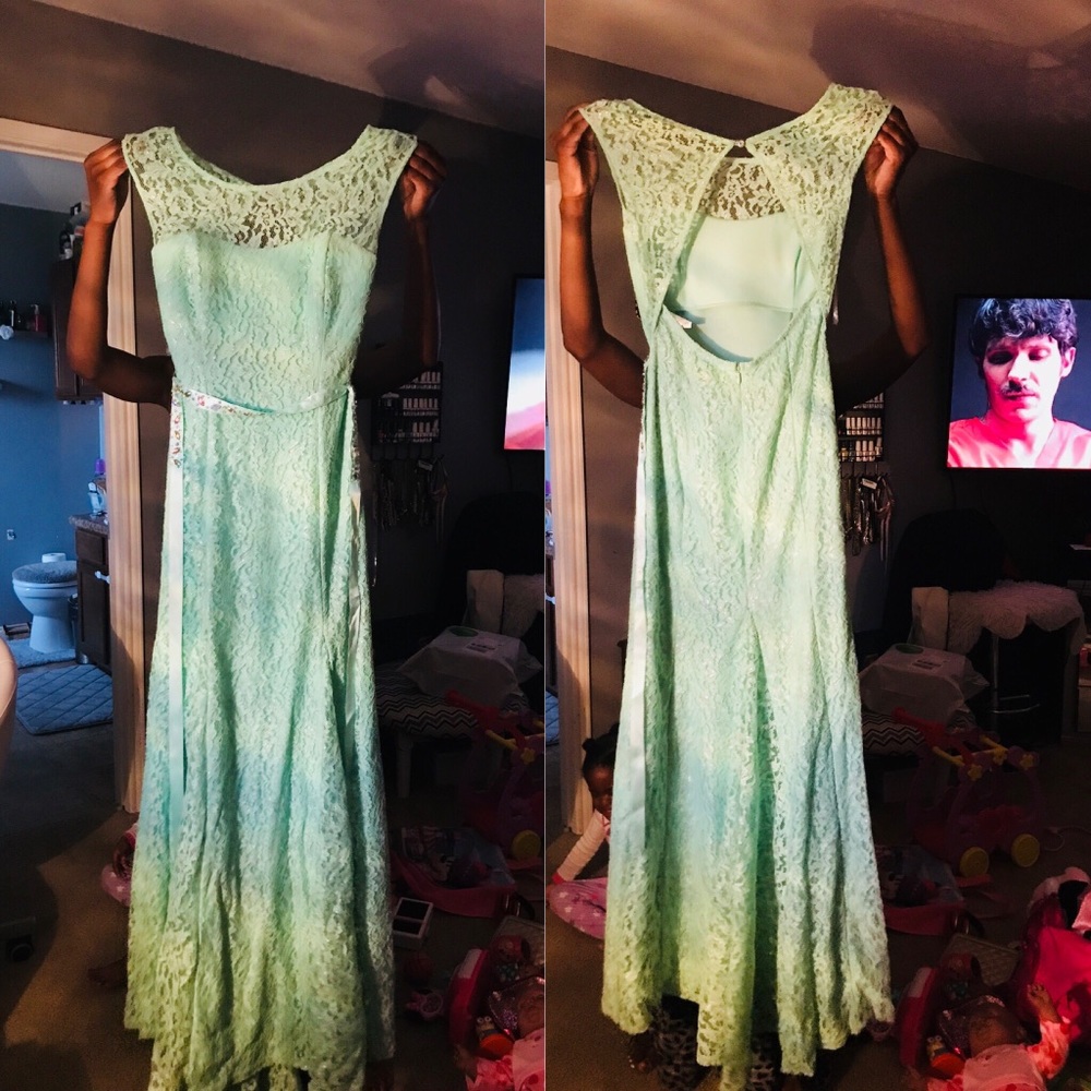 Ball dress