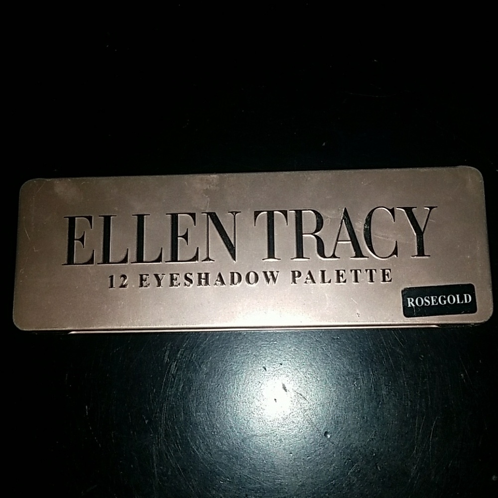 Eyeshadow palette