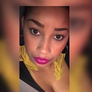 Meet your Posher, Kenida