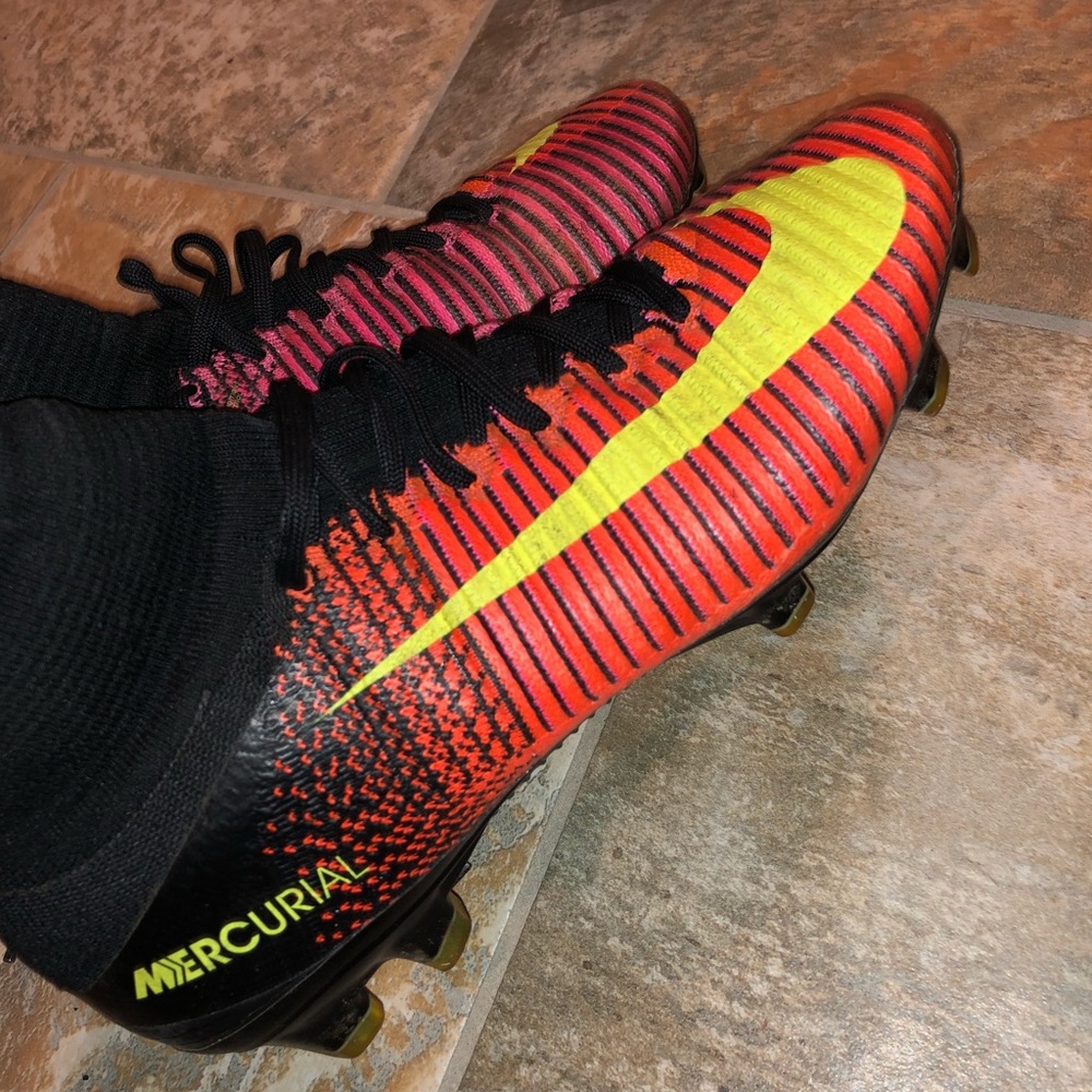 Mercurial Flynet Nike Soccer Cleats