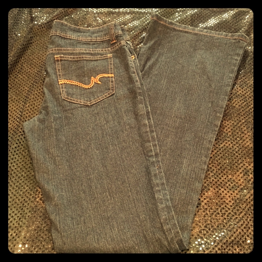 So size 7 long jeans.