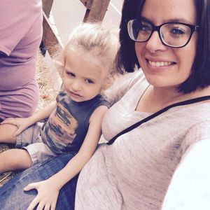 Meet your Posher, Casey