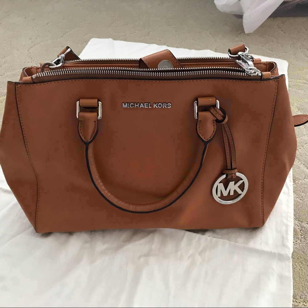 Michael Kors Hangbag