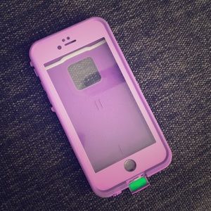 iPhone 6 Lifeproof Case. Good condition. Purple.